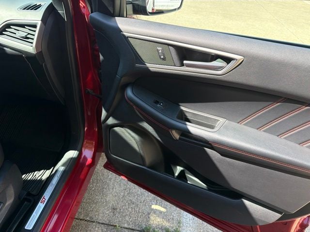 2021 Ford Edge ST Line