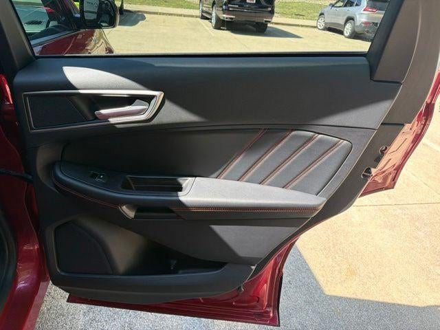 2021 Ford Edge ST Line