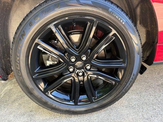 2021 Ford Edge ST Line