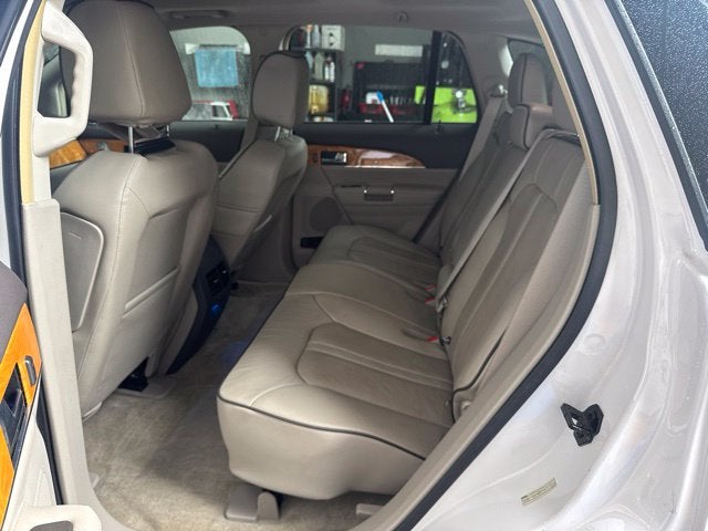 2015 Lincoln MKX Base