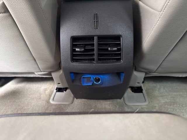 2015 Lincoln MKX Base