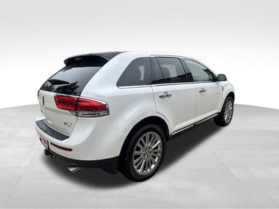 2015 Lincoln MKX Base