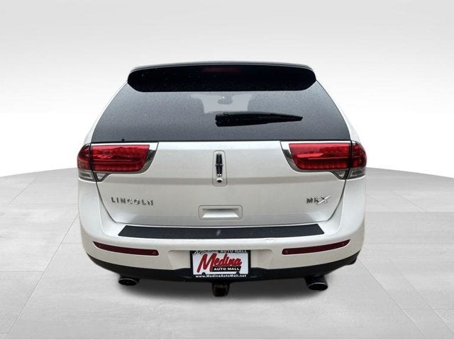 2015 Lincoln MKX Base