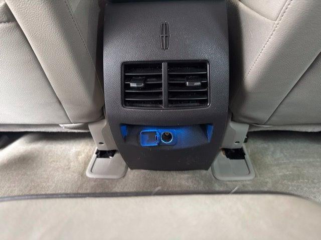 2015 Lincoln MKX Base