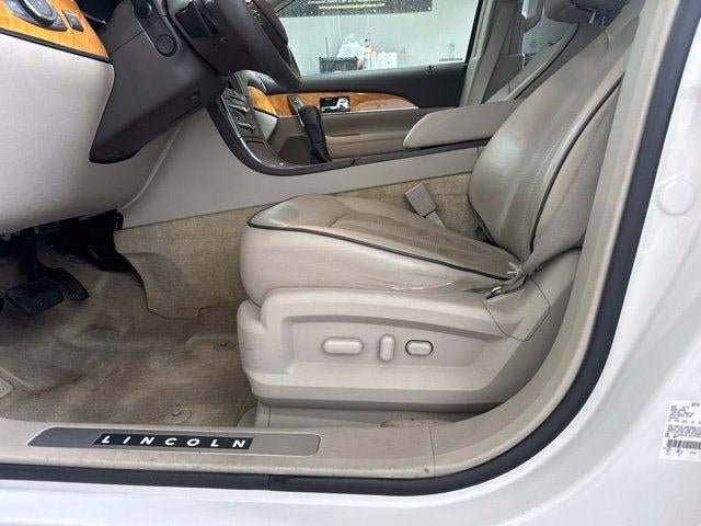 2015 Lincoln MKX Base