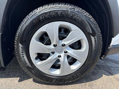 2020 Toyota RAV4 LE