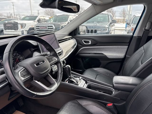 2022 Jeep Compass Latitude Lux