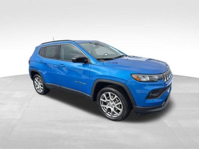 2022 Jeep Compass Latitude Lux