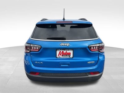 2022 Jeep Compass Latitude Lux
