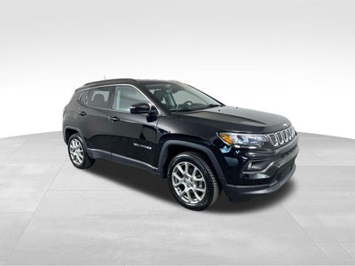2022 Jeep Compass Latitude Lux