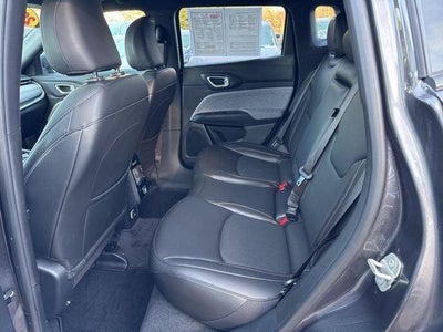 2023 Jeep Compass Latitude Lux