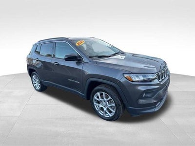 2023 Jeep Compass Latitude Lux
