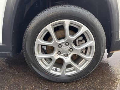 2023 Jeep Compass Latitude Lux