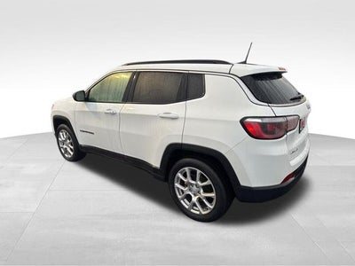 2023 Jeep Compass Latitude Lux