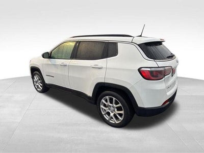 2023 Jeep Compass Latitude Lux