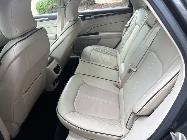 2017 Ford Fusion Platinum