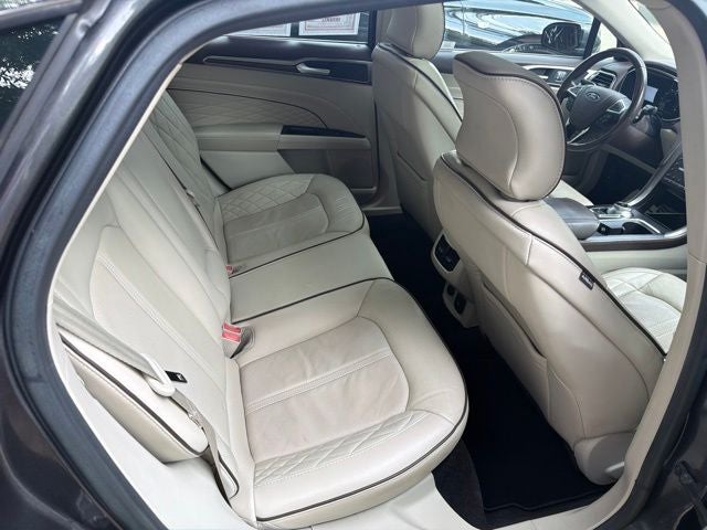 2017 Ford Fusion Platinum