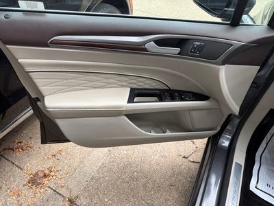 2017 Ford Fusion Platinum