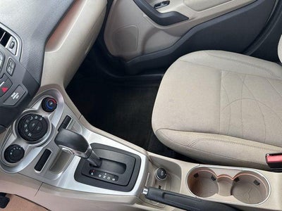 2016 Ford Fiesta SE