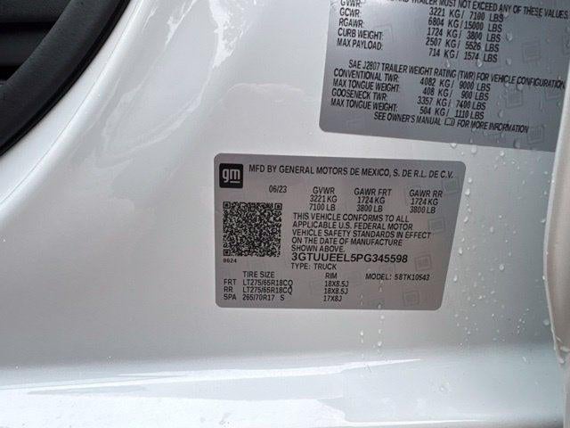 2023 GMC Sierra 1500 AT4