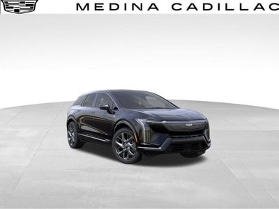 2025 Cadillac OPTIQ Luxury 2