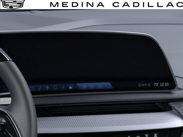 2025 Cadillac OPTIQ Luxury 2