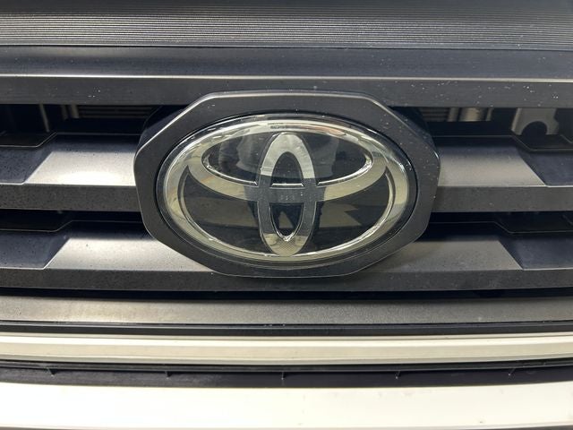 2022 Toyota Tacoma SR V6