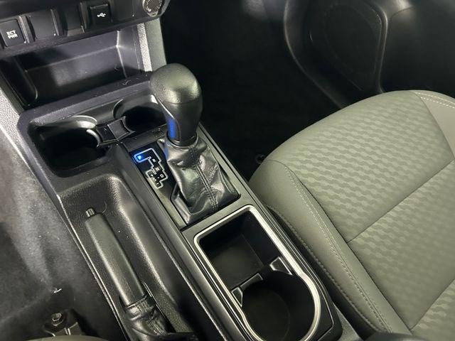 2022 Toyota Tacoma SR V6
