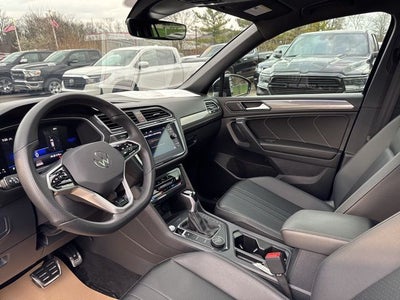 2024 Volkswagen Tiguan 2.0T SE R-Line Black