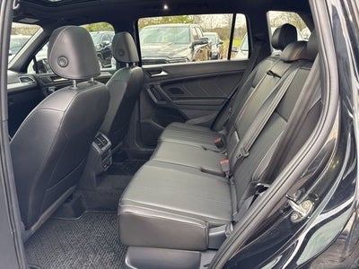 2024 Volkswagen Tiguan 2.0T SE R-Line Black