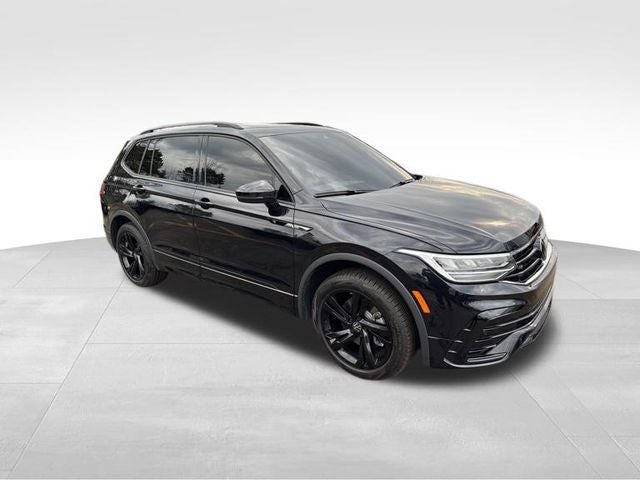 2024 Volkswagen Tiguan 2.0T SE R-Line Black