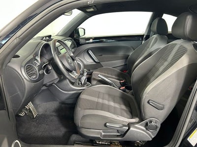 2012 Volkswagen Beetle 2.0 TSi