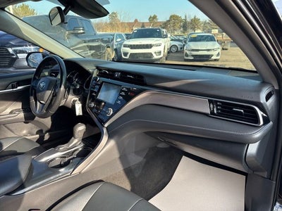 2019 Toyota Camry SE