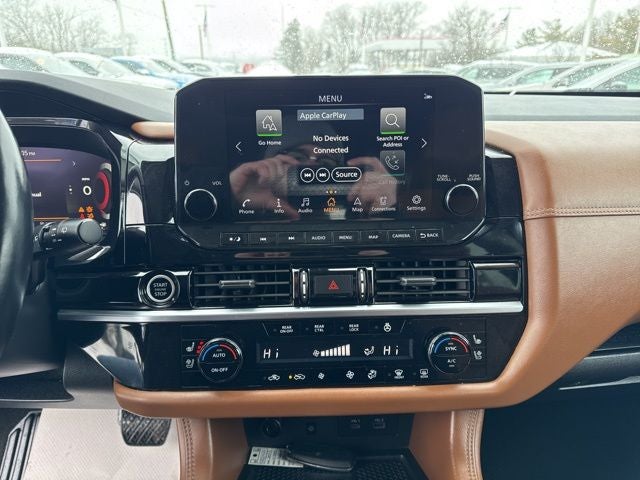 2023 Nissan Pathfinder Platinum