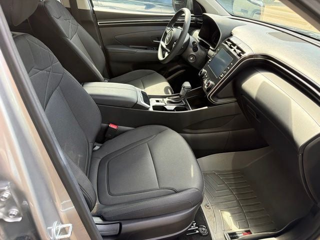 2022 Hyundai Tucson SE