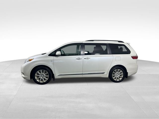 2016 Toyota Sienna XLE 7 Passenger