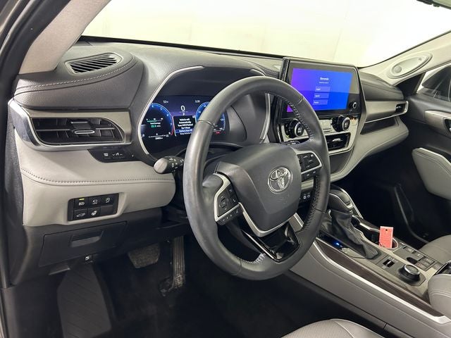 2024 Toyota Highlander Limited