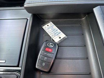 2023 Toyota Tundra Hybrid Platinum