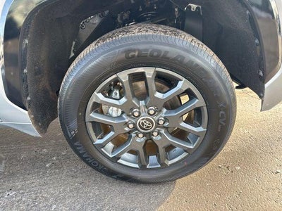 2023 Toyota Tundra Hybrid Platinum