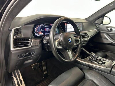 2022 BMW X5 M50i