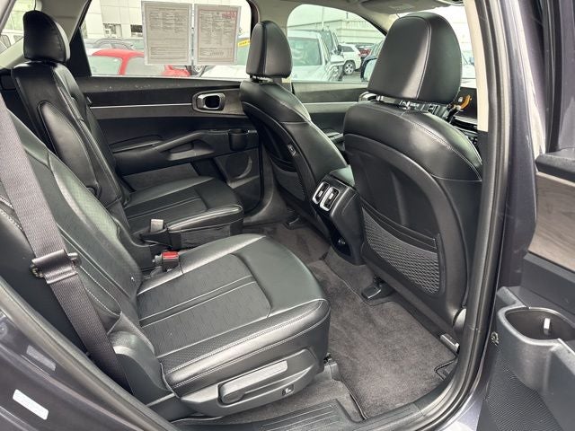 2025 Kia Sorento X-Line EX