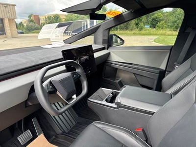 2024 Tesla Cybertruck Cyberbeast