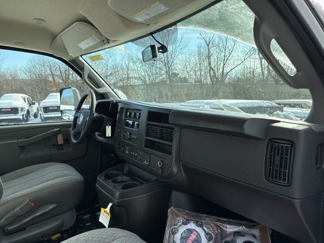 2026 GMC Savana 3500 Work Van