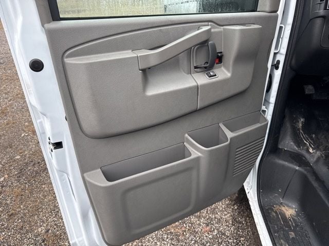 2026 GMC Savana 3500 Work Van