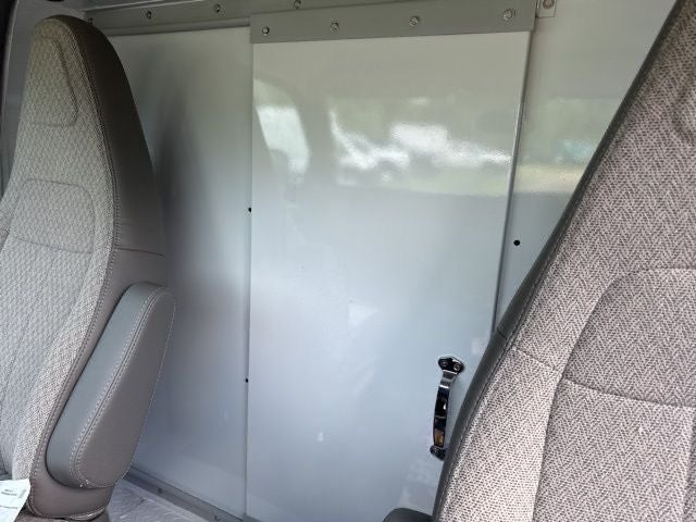 2025 GMC Savana 3500 Work Van