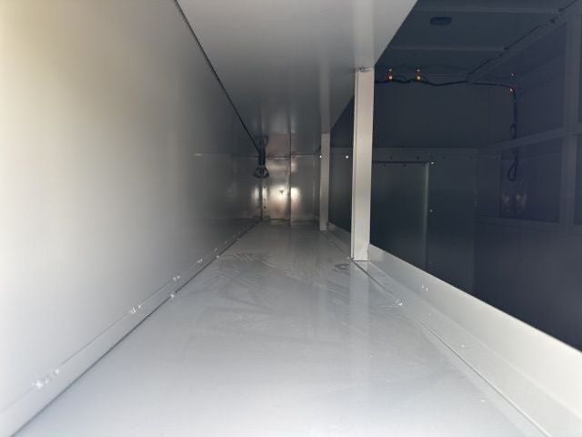 2025 GMC Savana 3500 Work Van