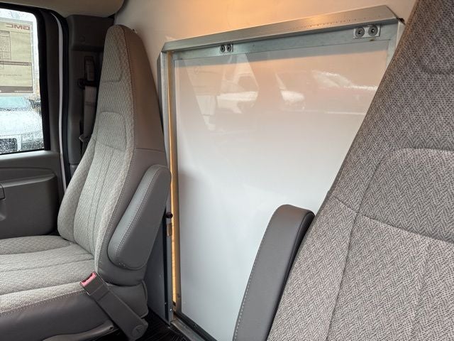 2025 GMC Savana 3500 Work Van