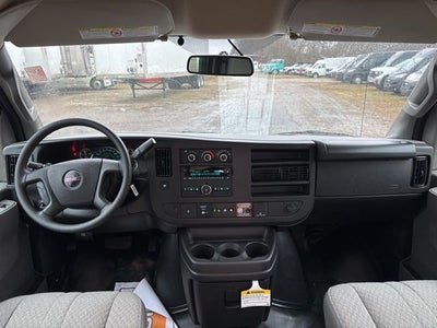 2025 GMC Savana 3500 Work Van