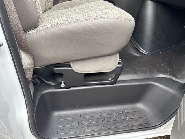 2025 GMC Savana 3500 Work Van