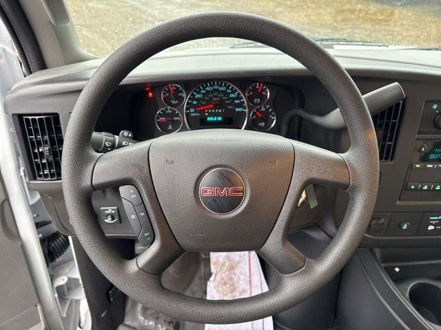 2025 GMC Savana 3500 Work Van